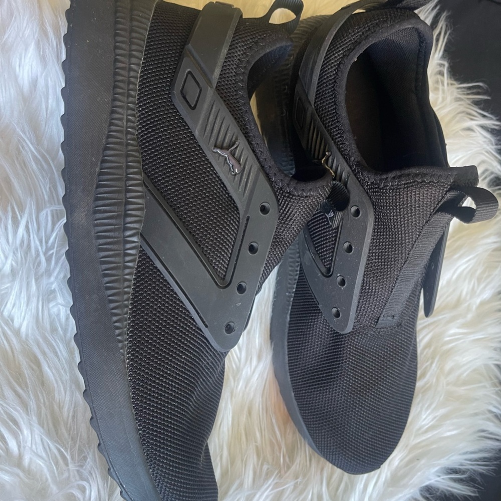 Black Athletic Men's Shoes